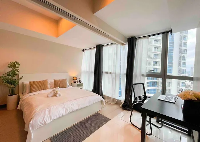 Exclusive Bgc At Uptown Area #upt136d